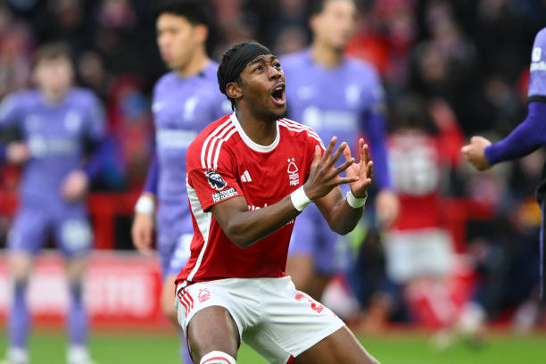 他打破了个 他打破了个